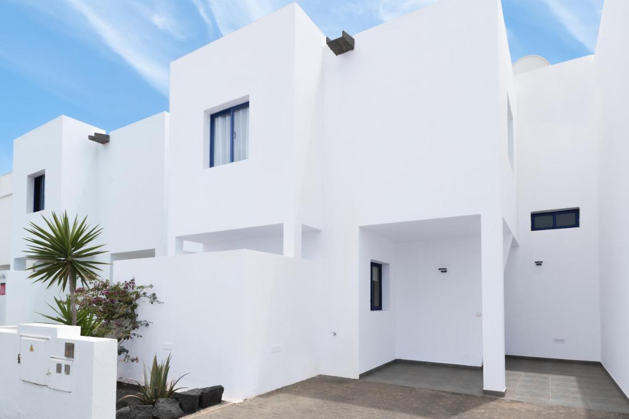 Luxury 3-Bedroom Villa With Heated Private Pool - In Marina Rubicon, Playa Blanca, Lanzarote ภายนอก รูปภาพ